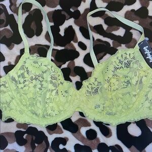 Lace Underwire Bra in Lime Green